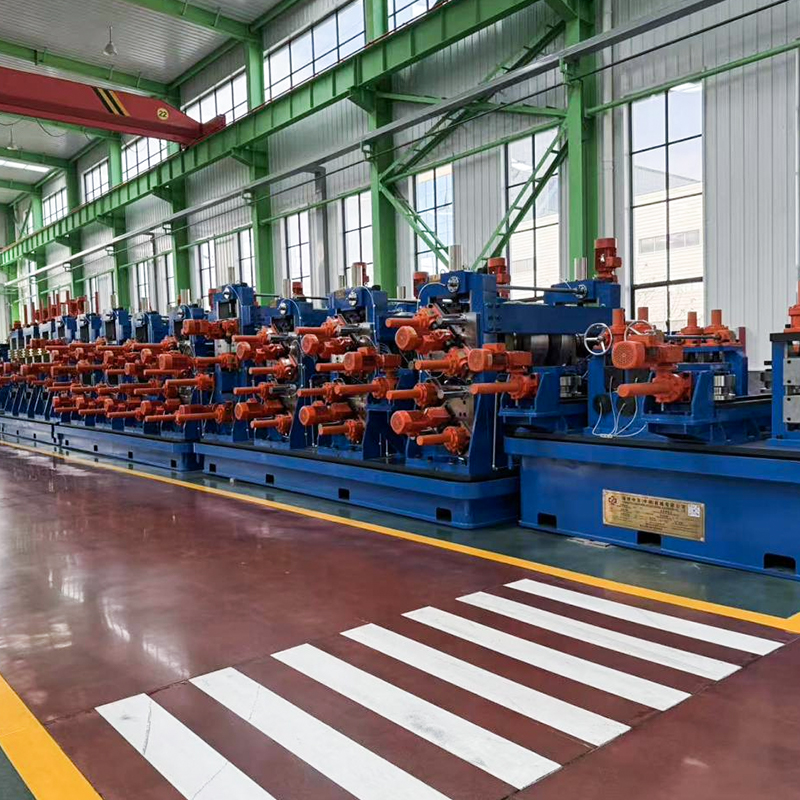 Linia do walcowania rur kwadratowych i prostokątnych ERW 200x200